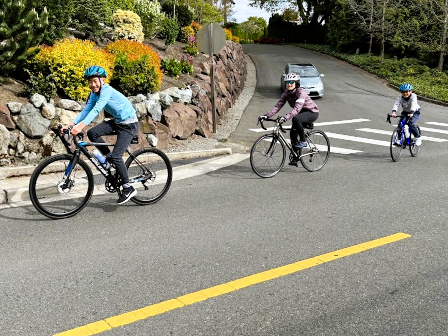 Tai leads the paceline